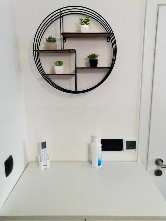 Evita Studio Apartment Карловац Экстерьер фото